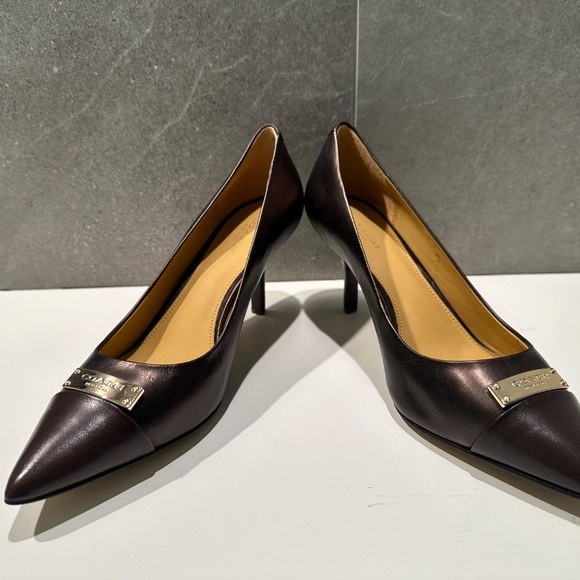 Coach Zan Pump - Never worn - Picture 6 of 7